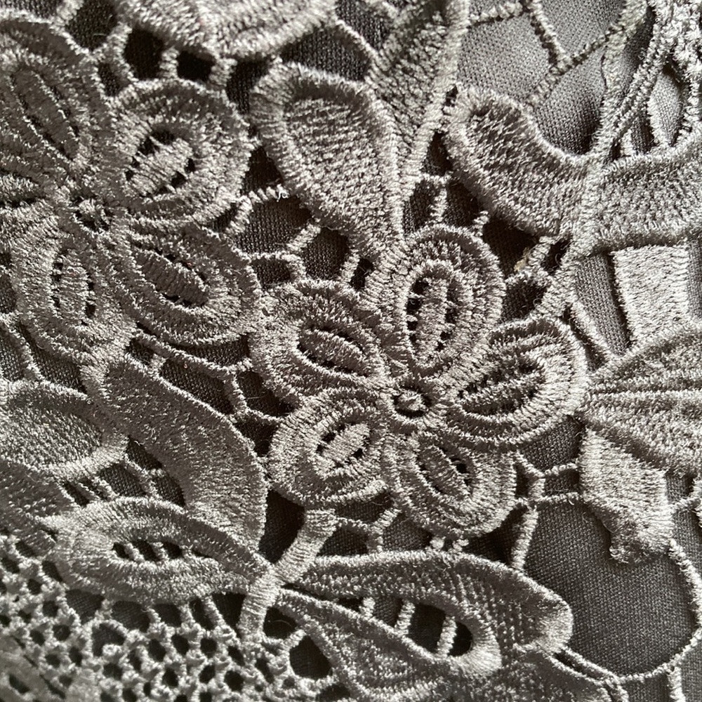 Black lace on black cocktail/formal strapless dress with flapper hem size M - Picture 3 of 6